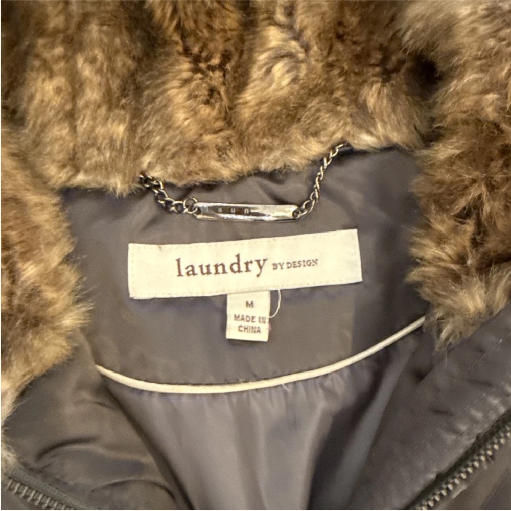 Laundry by Shelli Segal, Winter Coat Women Sz Medium, Gray Puffer Down faux Fur - Picture 3 of 7